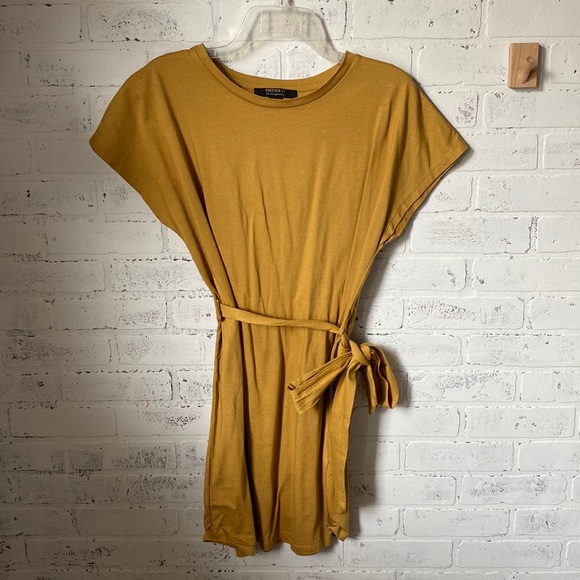 Forever 21 Dress - Picture 1 of 4